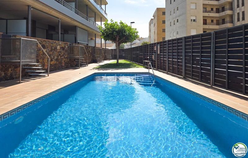 Foto 42b00fff-7075-463b-92b6-b0b19e66eb9b. Apartament a Salatar Roses