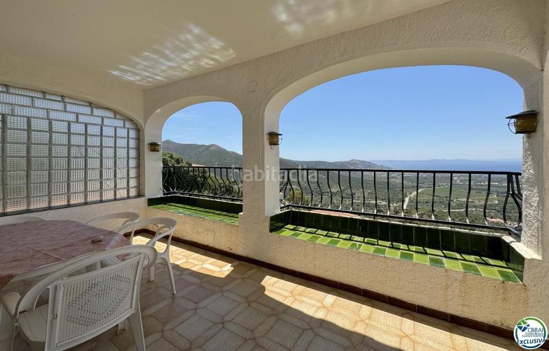 Foto 037d1658-1863-49b1-bb25-a0b6f7064a55. Casa  para reformar con increíbles vistas al mar! en Roses