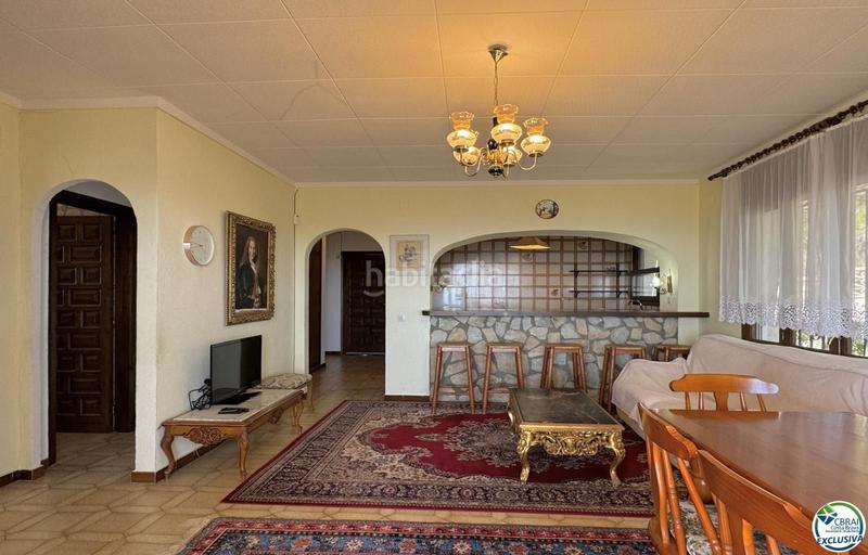 Foto 8c4705d8-f6d7-4a5c-9283-13f2ec2b5df1. Casa  para reformar con increíbles vistas al mar! en Roses