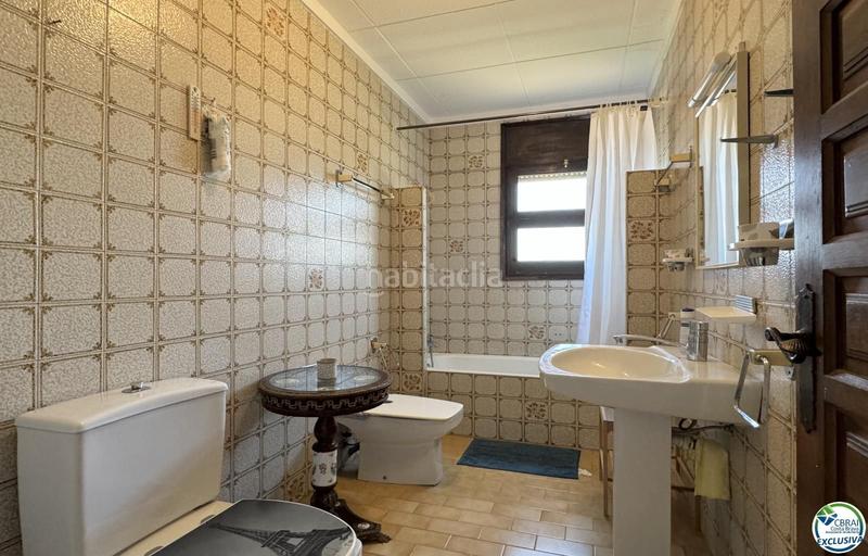 Foto cfa14171-670e-473f-8b07-318a1dc5781a. Casa  para reformar con increíbles vistas al mar! en Roses