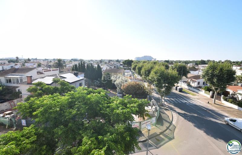 Foto f5f8002c-105a-4450-b942-0206dd0e1d50. Apartamento  2 habitaciones con impresionantes vistas panorámicas en Empuriabrava
