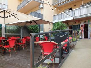 Business premise  De la platja. Traspaso de restaurantebar en pleno funcionamiento  cerca de la