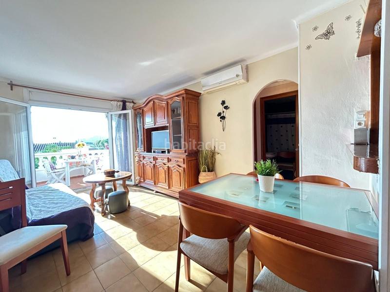 Foto 00193318-f63f-45d1-8f3b-5cd67b80b40c. Apartament amb calefacció a Alberes Empuriabrava