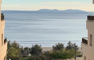 Apartament  Joanot martorell. Muy bonito apartamento en rosas vista mar con licencia turistica
