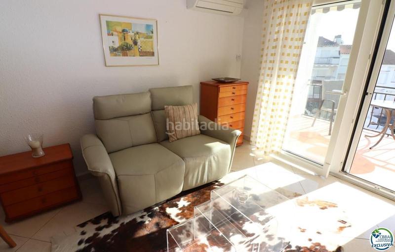 Foto ff22197c-9629-4b09-b70d-4bcc92c20293. Apartamento encantador apartamento en venta con vistas al canal en Empuriabrava