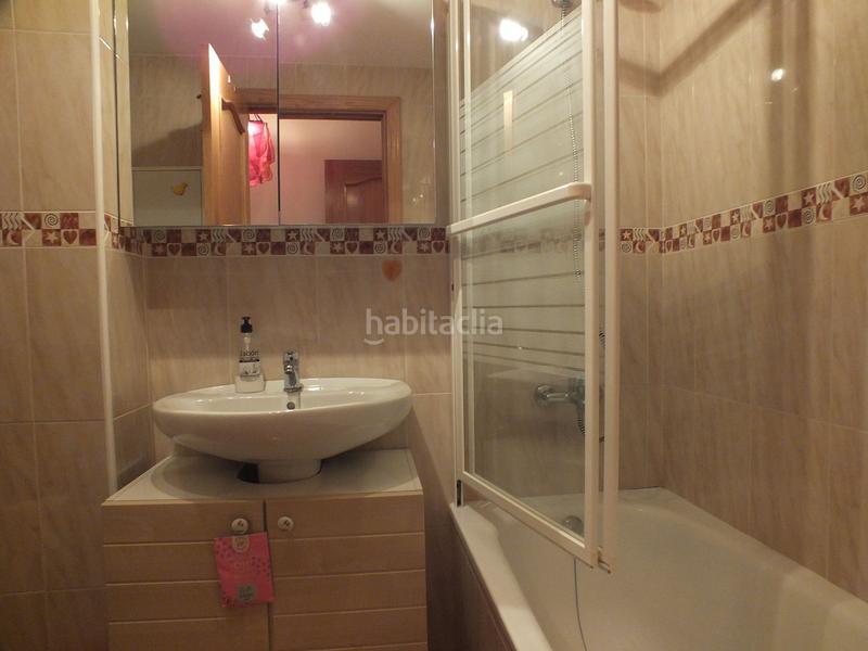 Foto 28d4e53a-9e74-4eb8-ac6d-a04dd62c8020. Apartamento  centrico con 3 suites y 1 plaza de parking con trastero en Roses