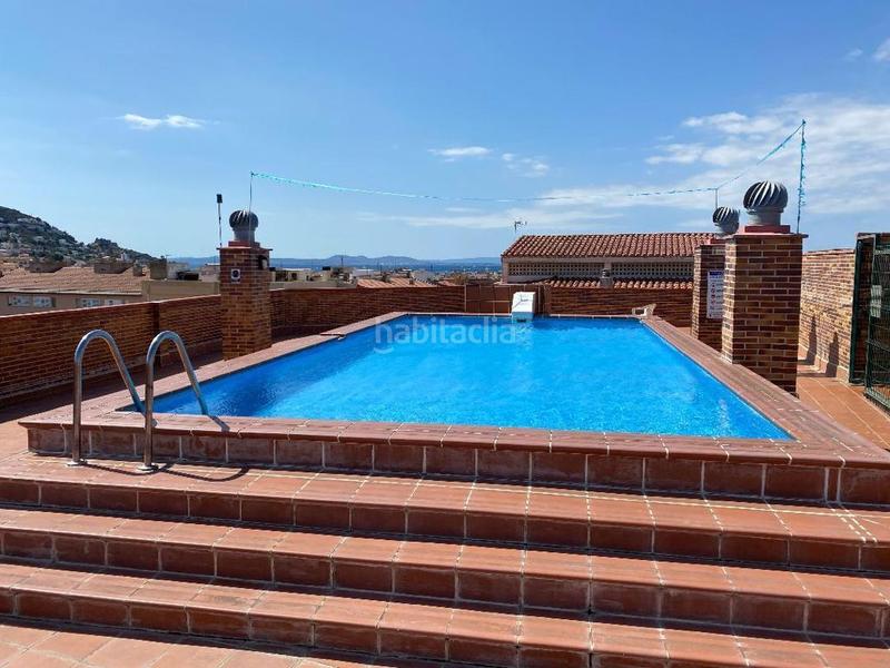 Foto 2db3eb88-01f4-40eb-9d03-c43a1a59a742. Apartamento  centrico con 3 suites y 1 plaza de parking con trastero en Roses