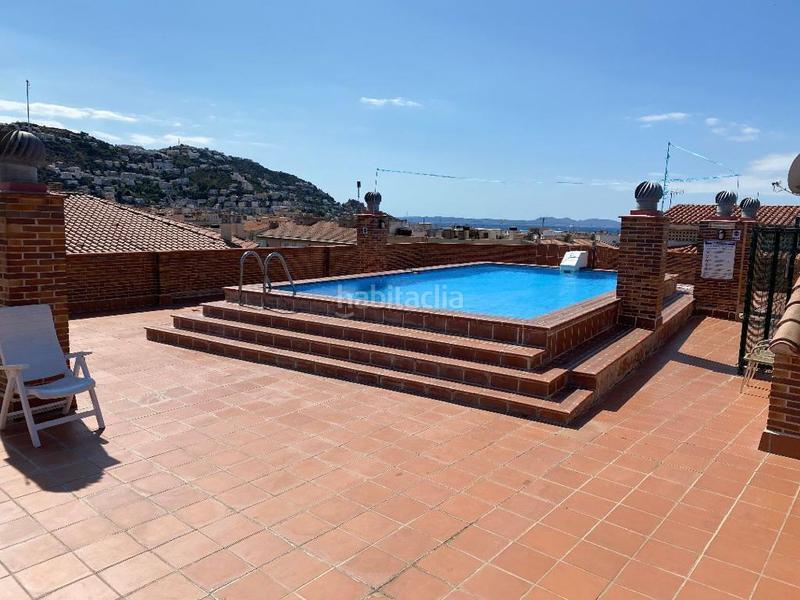 Foto 66b30f27-d18b-4a87-b189-1ee704703ec9. Apartamento  centrico con 3 suites y 1 plaza de parking con trastero en Roses