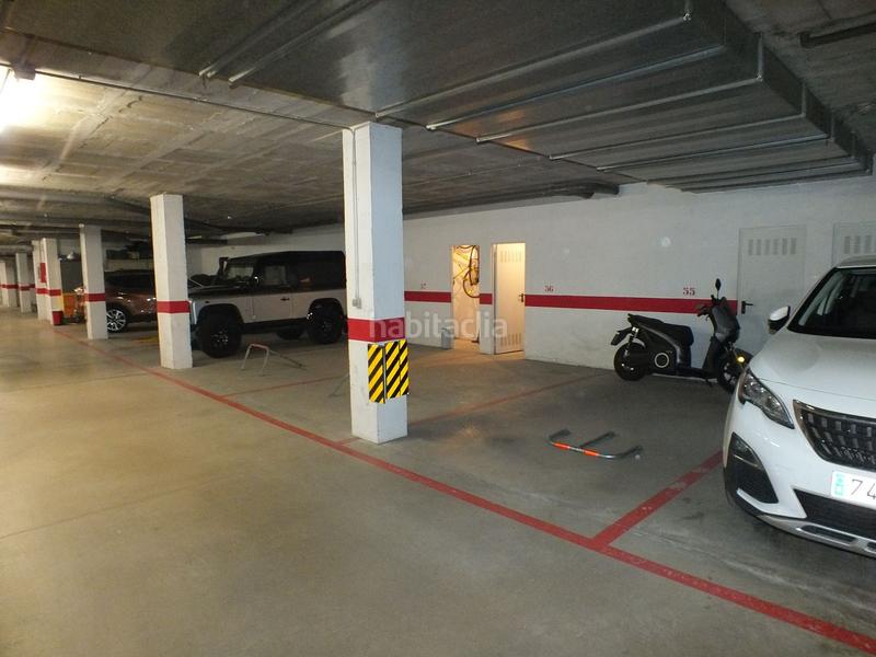 Foto b43ee1a6-274f-4e5b-9de0-789f39e3bb37. Apartamento  centrico con 3 suites y 1 plaza de parking con trastero en Roses