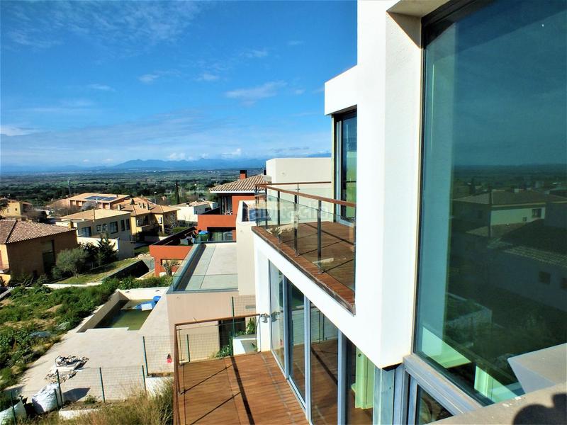 Foto 8bb6605c-0a65-478a-821e-f9cdcb12b633. Casa con riscaldamento piscina in Palau-saverdera