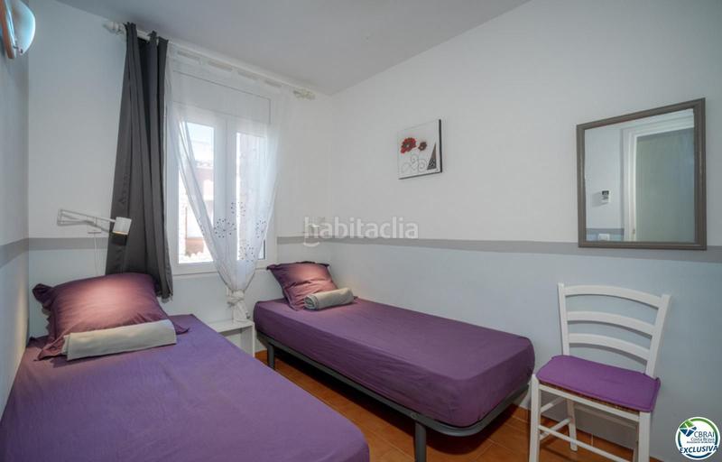 Foto 1d51ffd3-f92a-42f5-9418-17e26819ac54. Apartamento bonito apartamento con preciosa terraza, y solárium con vistas al mar en Empuriabrava