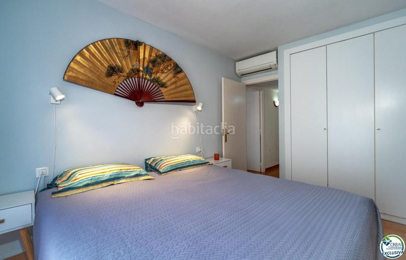 Foto 977ac85a-0ff2-43fd-9449-f3c4f69f24a4. Apartamento bonito apartamento con preciosa terraza, y solárium con vistas al mar en Empuriabrava