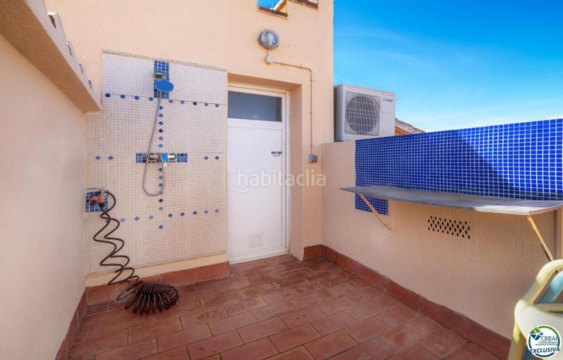 Foto 9baf7009-bfbe-4118-8b30-a9260ffed472. Apartamento bonito apartamento con preciosa terraza, y solárium con vistas al mar en Empuriabrava