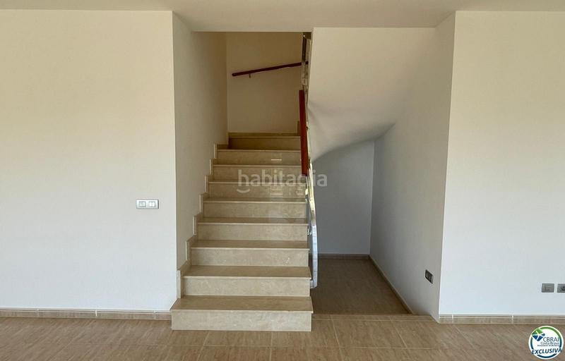 Foto a8a03a59-37ad-4a7e-b102-778fba9bcf25. Casa magnifico xalet con vistas al mar, 253 m2 construidos, 608 m2 de parcela en Roses