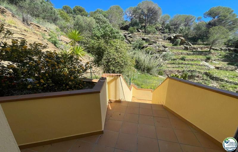 Foto cfbc0fa3-6927-48b1-af68-364b90434918. Casa magnifico xalet con vistas al mar, 253 m2 construidos, 608 m2 de parcela en Roses