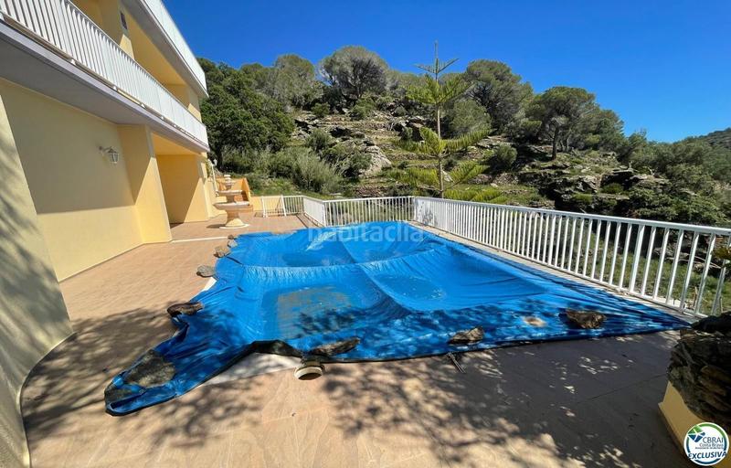 Foto e2897e00-45be-4c5c-a75c-cd9001f1f397. Casa magnifico xalet con vistas al mar, 253 m2 construidos, 608 m2 de parcela en Roses
