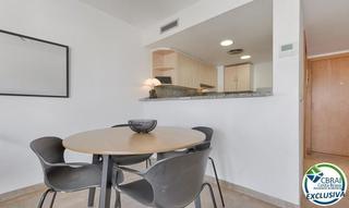 Apartament a Maritimo 31. Ático en 1 línea con solárium, preciosas vistas y licencia turís