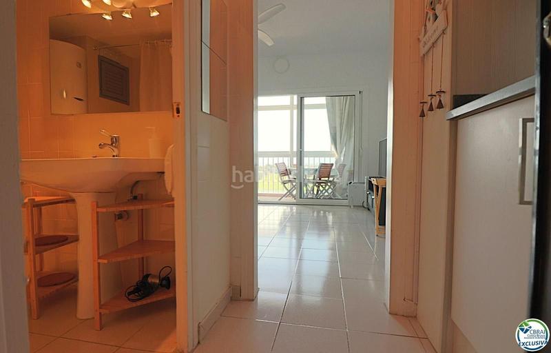 Foto a79bdde7-4b95-4943-8fc0-dcfe52e27a69. Estudio acogedor estudio con vistas espectaculares a la montaña y licencia turística en Roses