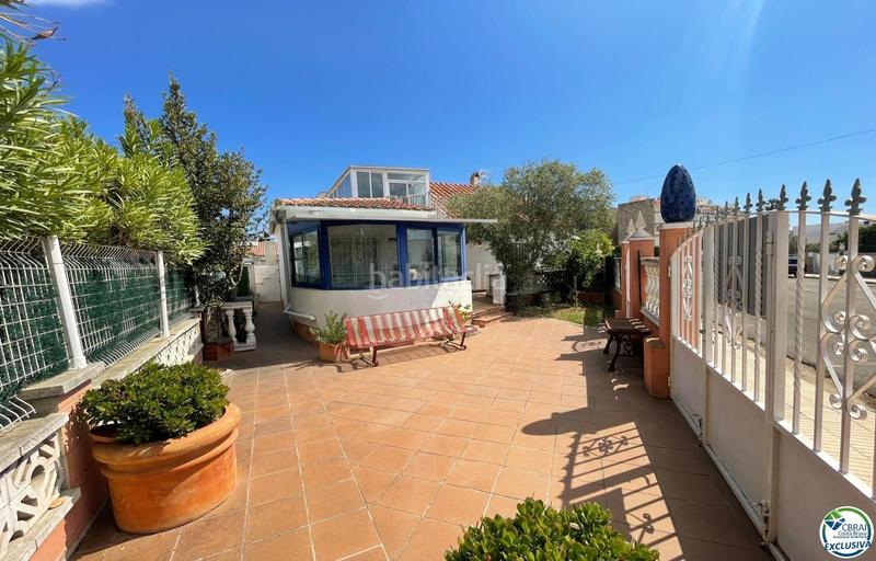 Foto 2eb498a3-3a57-4885-8515-e05eb7329bdf. Casa  de 3 dormitorios, 3 baños y terrazas en zona tranquila cerca de la playa. en Palau-saverdera