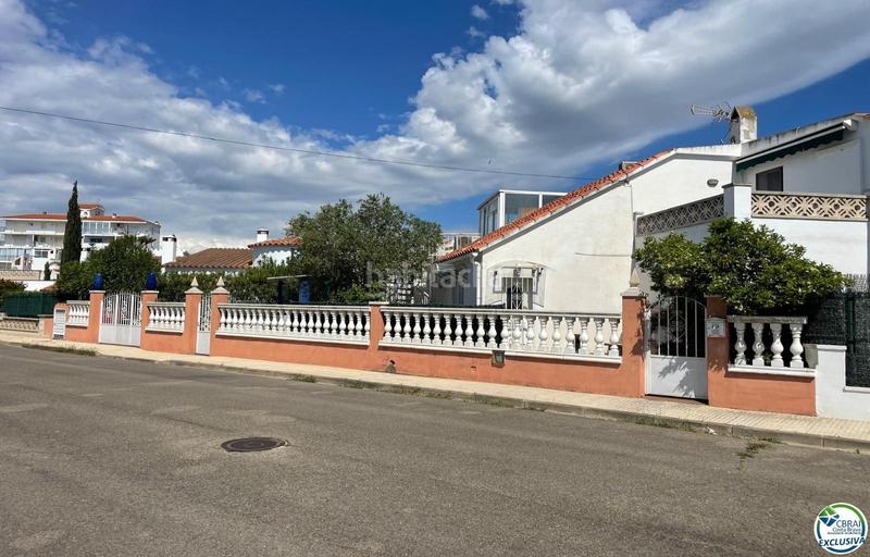 Foto 59efbab4-9cbc-47e2-8d90-622824367100. Casa  de 3 dormitorios, 3 baños y terrazas en zona tranquila cerca de la playa. en Palau-saverdera