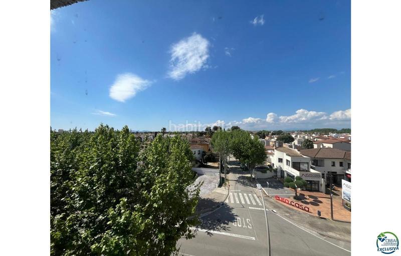 Foto a79fa7bc-0170-43e7-ac97-2c9b2bc4a2a7. Apartamento atico en venta 2 habitaciones gran terraza y parking subterraneo. en Empuriabrava