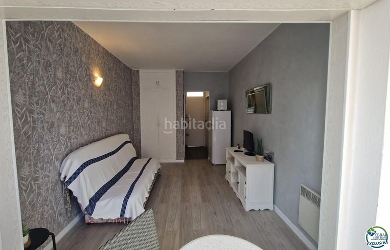 Foto 75230abe-3f80-4b27-9f2f-4f50a69fb18b. Estudi a Salatar Roses