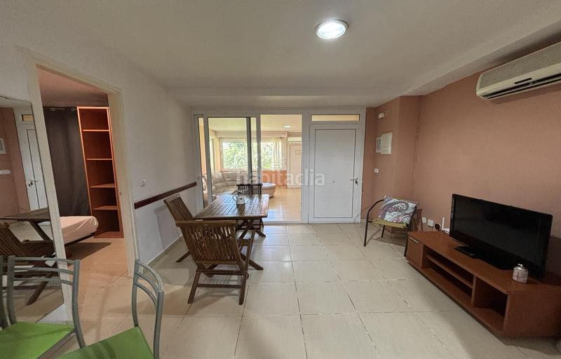Foto 4a661323-1655-43f0-9062-e5ed72197173. Apartamento  de 3 dormitorios con licencia turística en Roses