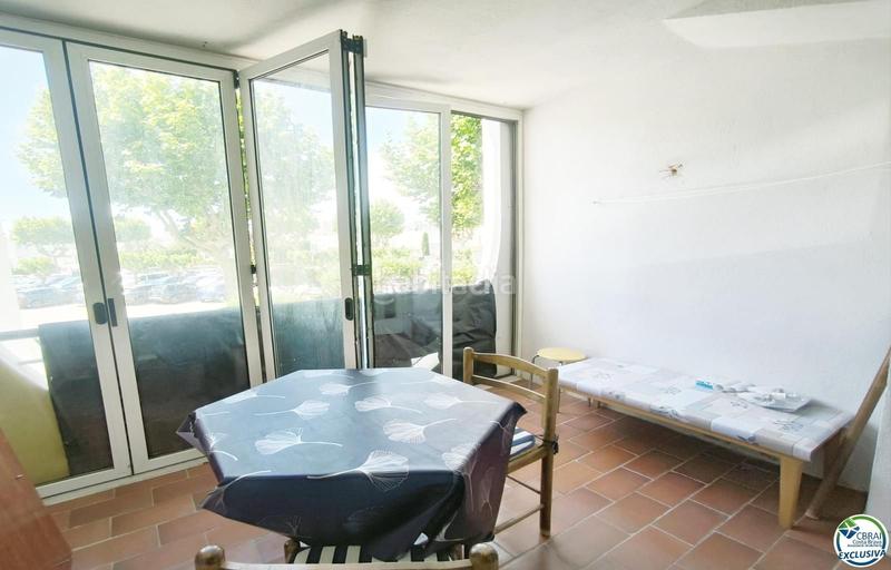 Foto ab519879-9766-4f0b-9010-24819fb63b6e. Apartamento encantadora oportunidad de apartamento con terraza en venta bahia 3 en Empuriabrava