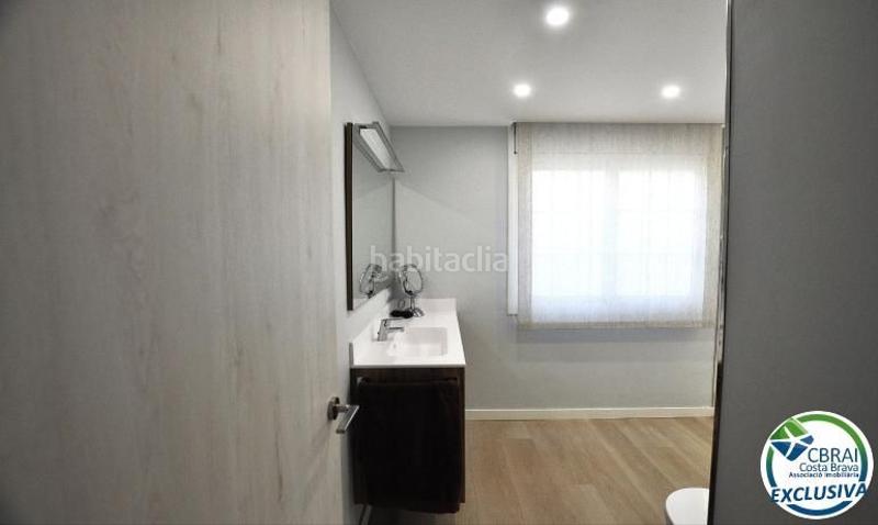 Foto edcc74a3-c92f-40fb-93b1-c5787bd6306c. Casa en puigmal 24 casa grande con piscina, garaje en lote de esquina en zona tranquila. en Roses