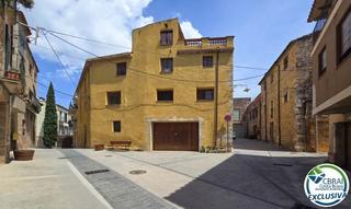 Casa a Vilella 34. Casa rústica con voltas catalanas con mucho encanto en el centro