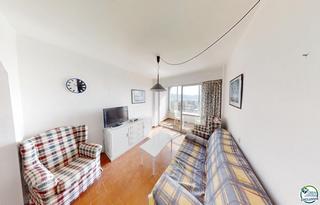Apartamento  Del cap de ponent. Apartamento 68 m en roses santa margarida a 1400 metros del mar