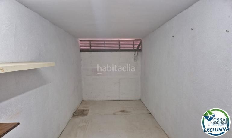 Foto d979ee01-3ba0-444a-9d1b-12aad6ccf361. Posto auto in Centre Roses