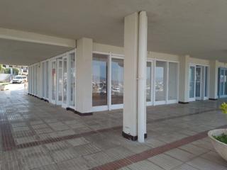 Miete Geschäftsraum  Romeu de corbera. Local comercial en el puerto de lescala