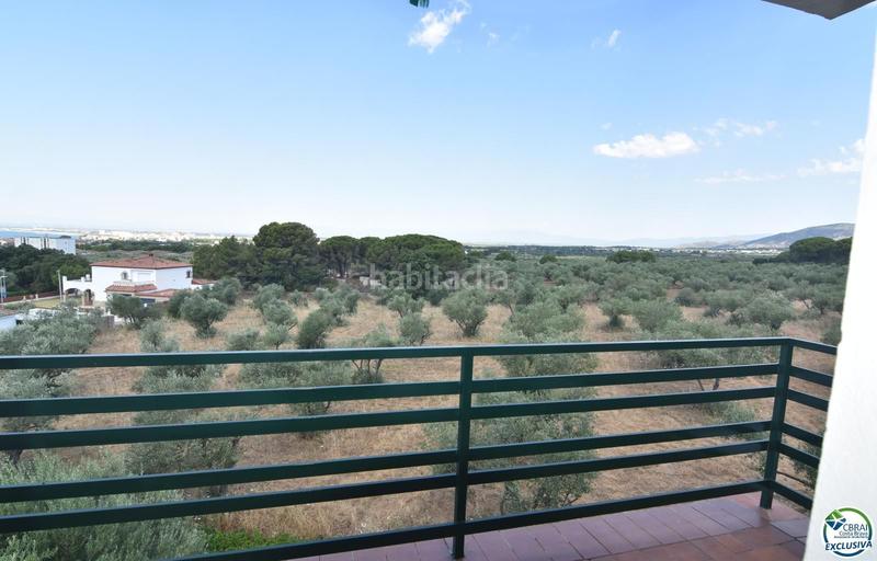 Foto 1310e1a1-69ff-4bcd-b0df-c2a05d613b82. Apartamento en de lisboa 23 apartamento situado en la urbanización mas oliva, . en Roses