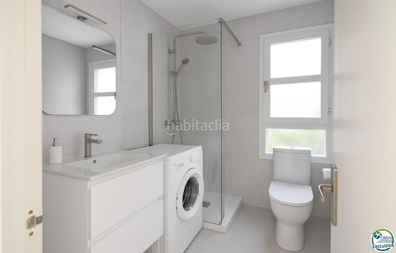 Foto 20eafc75-c84f-4392-9787-d4896960d767. Apartamento en de lisboa 23 apartamento situado en la urbanización mas oliva, . en Roses