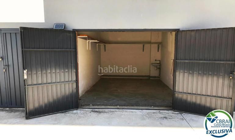 Foto ddf43d57-65b0-45f4-a88c-24d2e7114496. Aparcament cotxe a Santa Margarida Roses