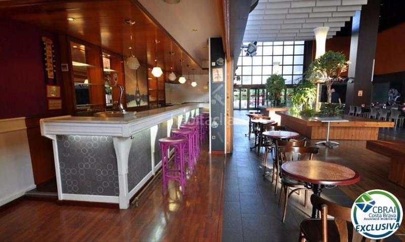 Foto ad5d7245-2b83-485f-a03d-04555549c030. Local comercial en sur 17 local comercial totalmente equipado en venta en excelente ubicación . en Figueres