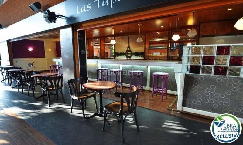 Foto c99df7ff-2273-46ce-9336-793f37bf0fc8. Local comercial en sur 17 local comercial totalmente equipado en venta en excelente ubicación . en Figueres