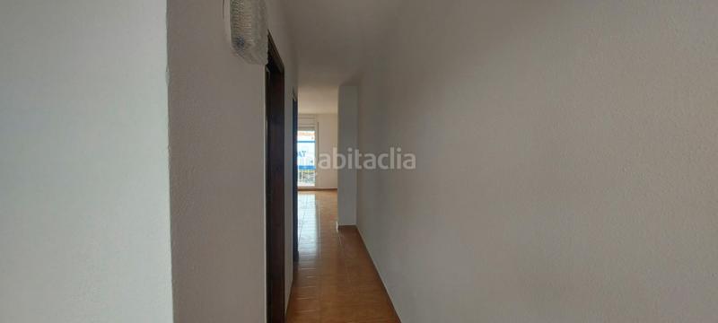 Foto 3c4fb9db-08f7-47ed-9f90-fb4a0f37601b. Appartement avec piscine dans Sant Maurici Empuriabrava