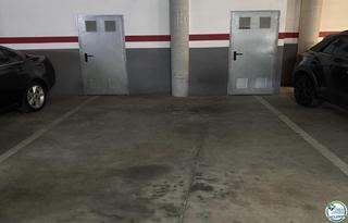 Posto auto  Vía emporitana. Plaza de parking  con trastero en venta