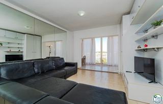Piccolo appartamento  Sant mauricio. Bonito apartamento con vistas al lago