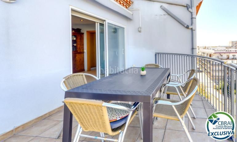 Foto 3c5c91f2-82b6-43da-9c63-f60b638c893a. Apartament a Salatar Roses