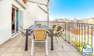 Apartament  Calderon de la barca. Ático estilo dúplex con vistas preciosas a 150m de la playa