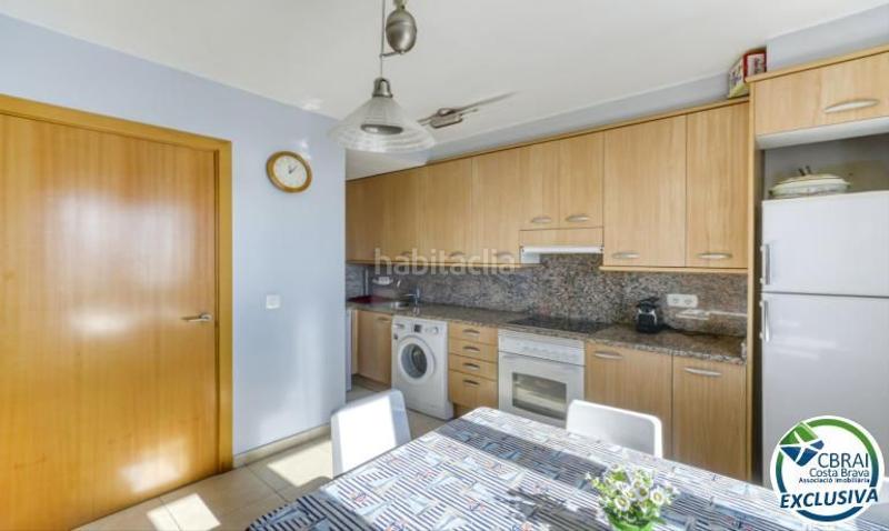 Foto 99942994-8589-4b14-8990-d17784165dec. Apartamento ático estilo dúplex con vistas preciosas a 150m de la playa en Roses