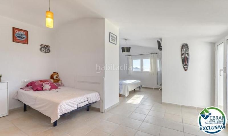 Foto f25864b7-9722-4046-883c-aa867f9b67a5. Apartamento ático estilo dúplex con vistas preciosas a 150m de la playa en Roses