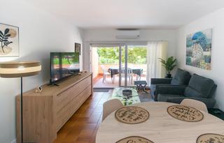 Appartement  Sant mori. Apartamento reformado de 2 dormitorios con aparcamiento subterrá