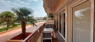 Apartament a Cap llevant 11. Amplio piso reformado de 1 habitación