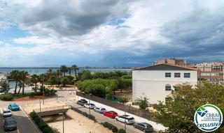 Apartament a De les drassanes 6. Amplio piso en venta en roses a 100 metros del mar