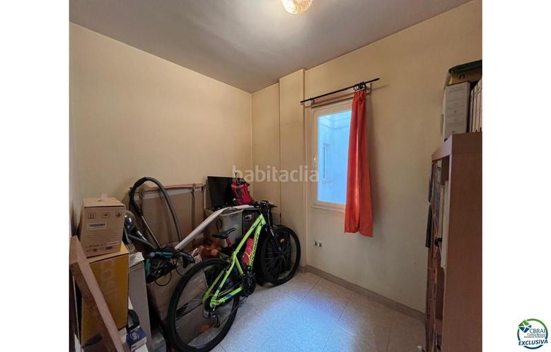 Foto c7cf04f4-4451-45dc-8a03-84ba00b847b8. Apartament a Eixample-Horta Capallera Figueres