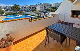 Appartement  De josep carner. Apartamento con piscina y parking privado en la urbanización pui